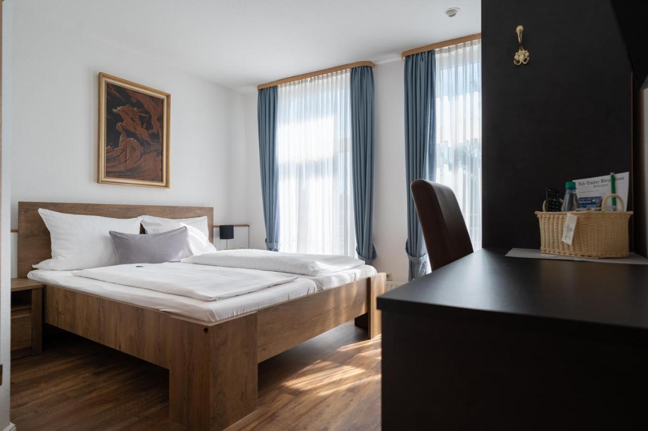 Alt-Emder Buergerhaus Hotel Emden Kültér fotó