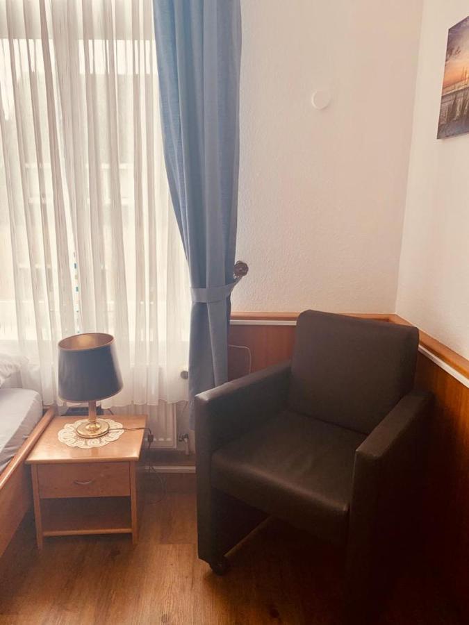 Alt-Emder Buergerhaus Hotel Emden Kültér fotó