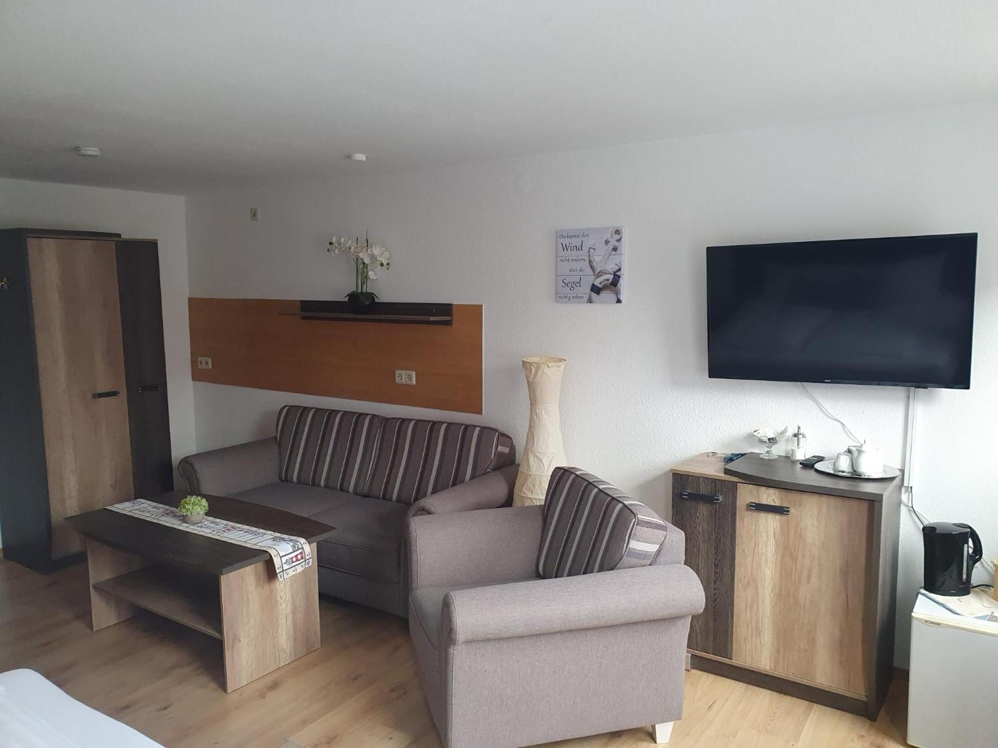 Alt-Emder Buergerhaus Hotel Emden Kültér fotó