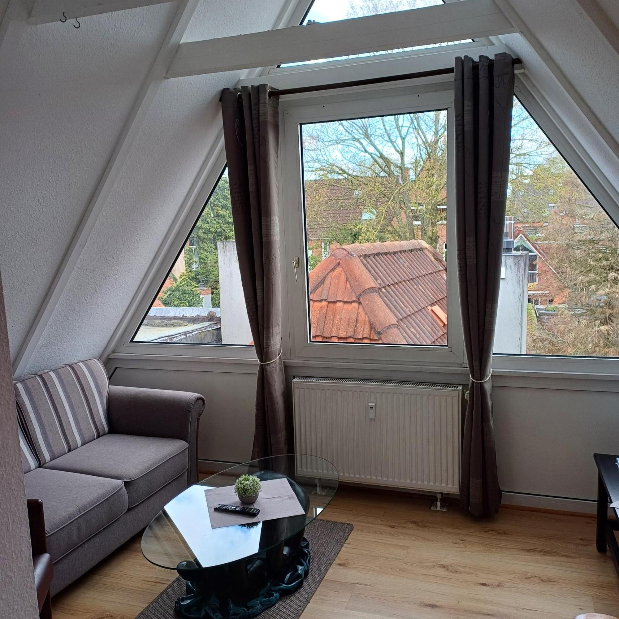 Alt-Emder Buergerhaus Hotel Emden Kültér fotó